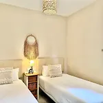 Alvarito - Eaw Homes Appartement *