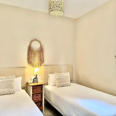 Alvarito - Eaw Homes Apartament *